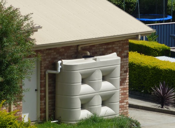 4000 litre residential slimline water tank